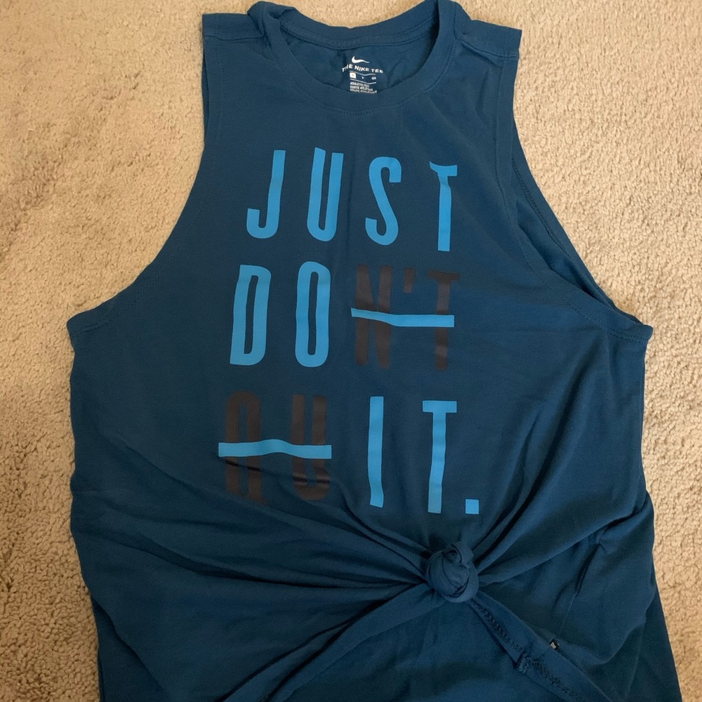 Nike Women’s Muscle Tank